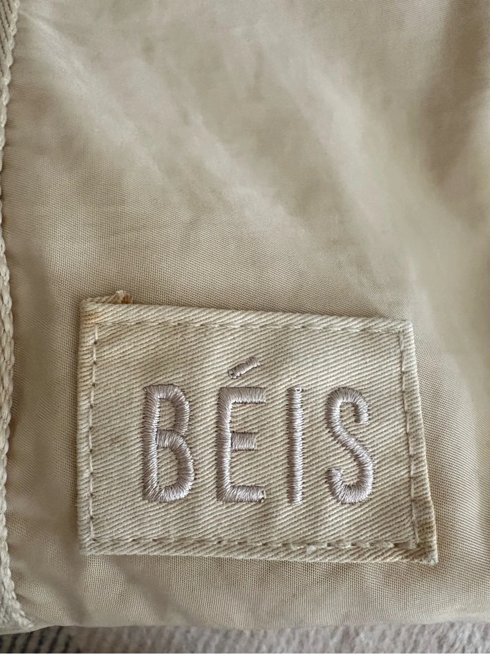 BEIS Cream Drawstring Tote-Style Backpack